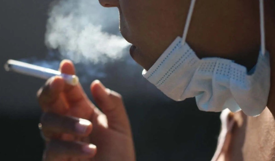 Coronavirus: Galicia prohibió fumar en las calles y analizan extenderlo al resto de España | Internacionales