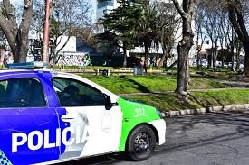 Hallan el cuerpo de un hombre carbonizado en una plaza de Mar del Plata | Actualidad