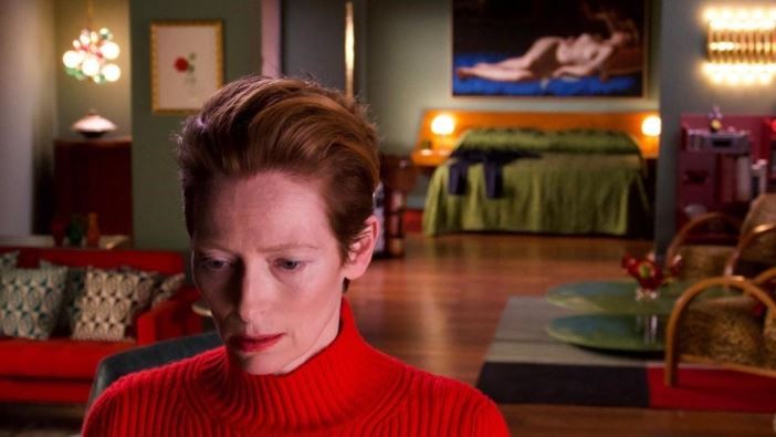 Almodóvar lanza un avance del corto protagonizado por Tilda Swinton | Espectáculos