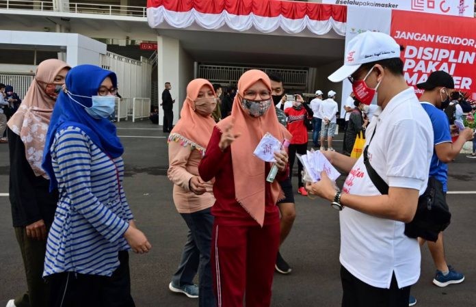 Detectaron una cepa de coronavirus 10 veces más contagiosa que la original | Internacionales