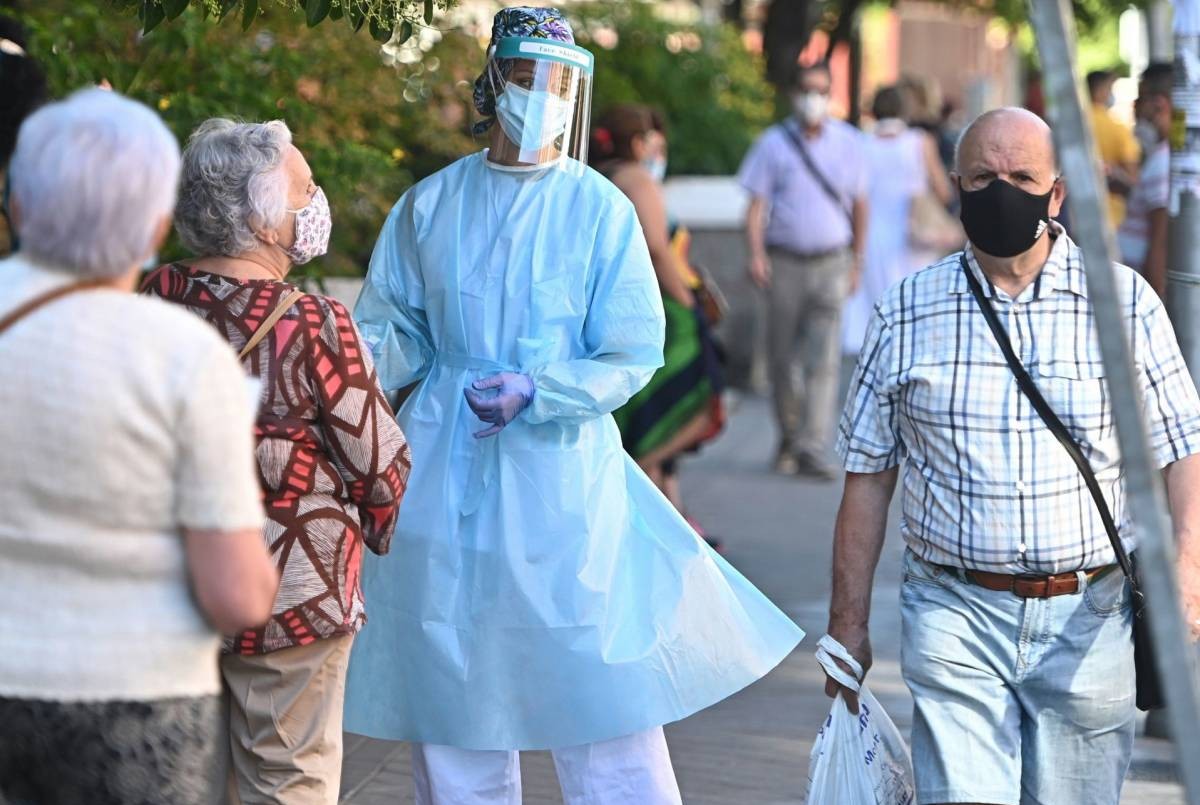 España registra 8.581 nuevos casos de coronavirus y se dispara la ocupación hospitalaria en Madrid | Internacionales
