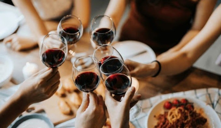 Se  habilitan las reuniones familiares de hasta 10 personas en Córdoba | Córdoba