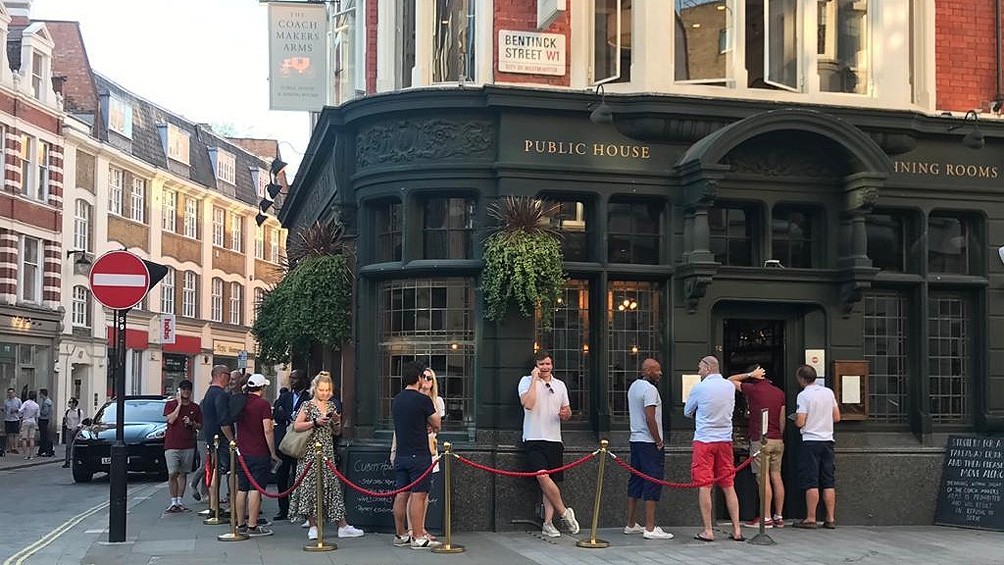 Limitarán las reuniones en Inglaterra ante el aumento de casos de Covid-19 | Internacionales