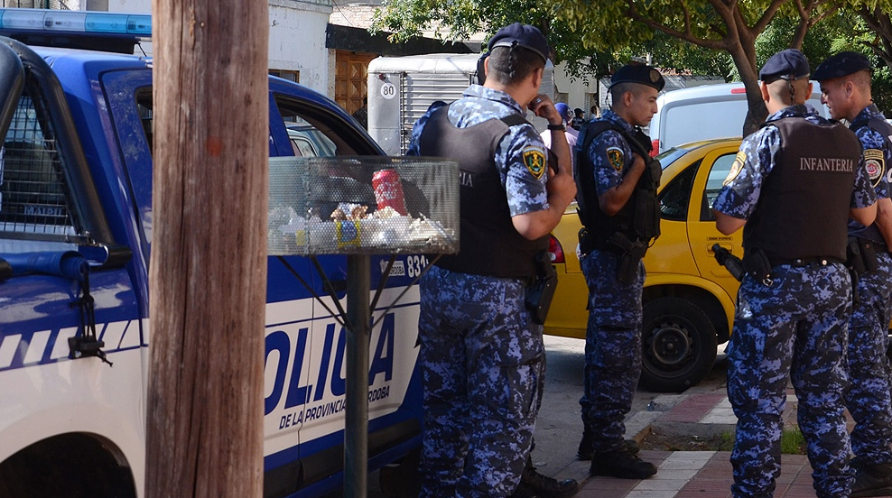 Acuerdos salariales con la policía de 9 provincias y movilizaciones en otras 5 | Actualidad