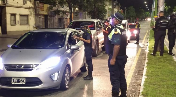 Un "toque de queda" a la tucumana: no se podrá circular de 23.30 a 7.00 | Actualidad