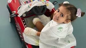 La carta de la nena que pide ayuda para no perder sus piernas y brazos | Internacionales