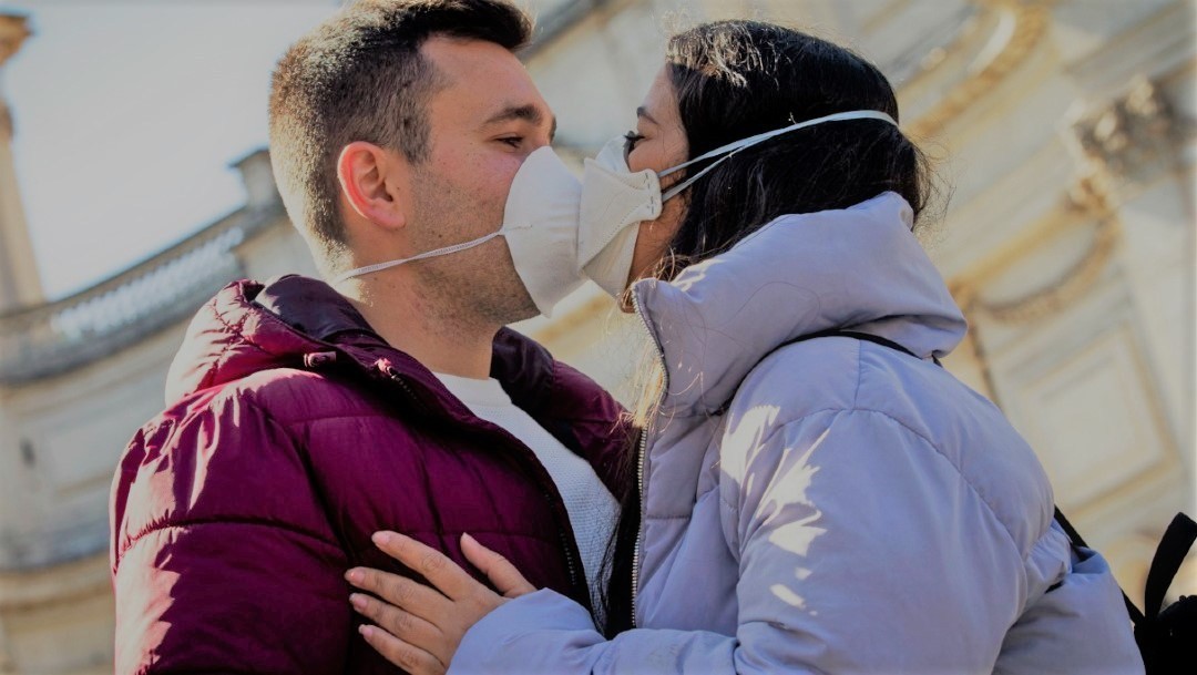 Recomiendan el sexo al aire libre para evitar contagios de coronavirus | Internacionales