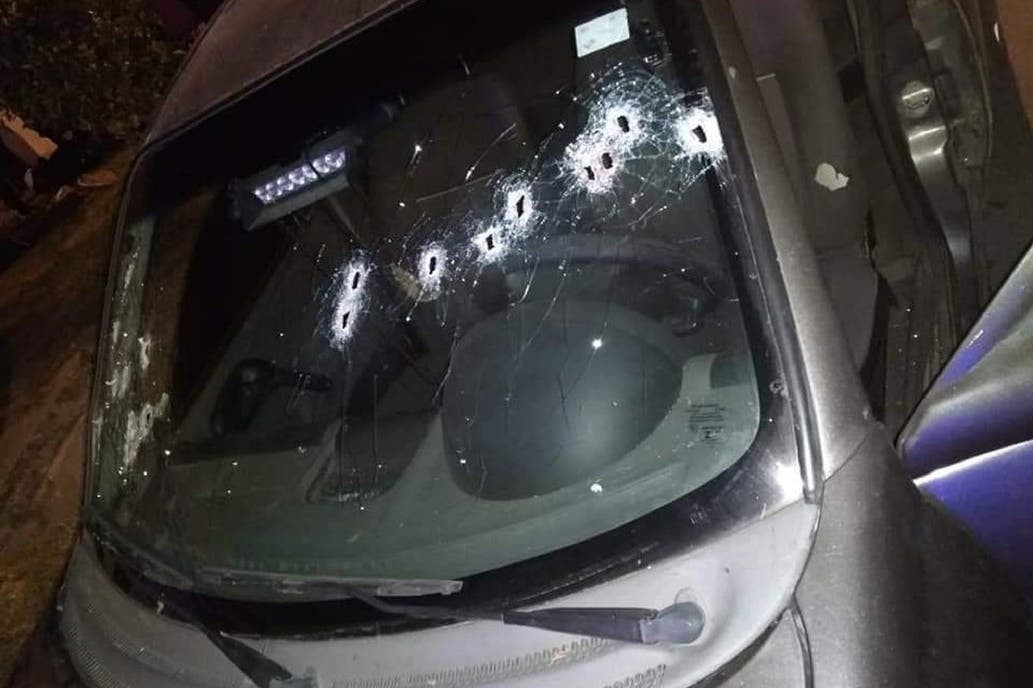 Video desde el patrullero: otro feroz tiroteo y persecución en la autopista | Actualidad