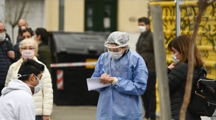 Coronavirus: confirmaron 4 muertes y 886 contagios en las últimas 24 horas | Actualidad