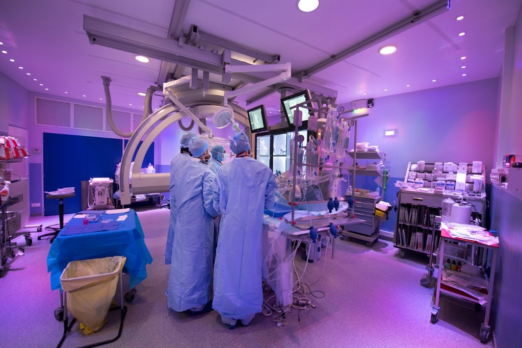 Operaron a un chico y le sacaron 70 centímetros de cable de la vejiga | Internacionales