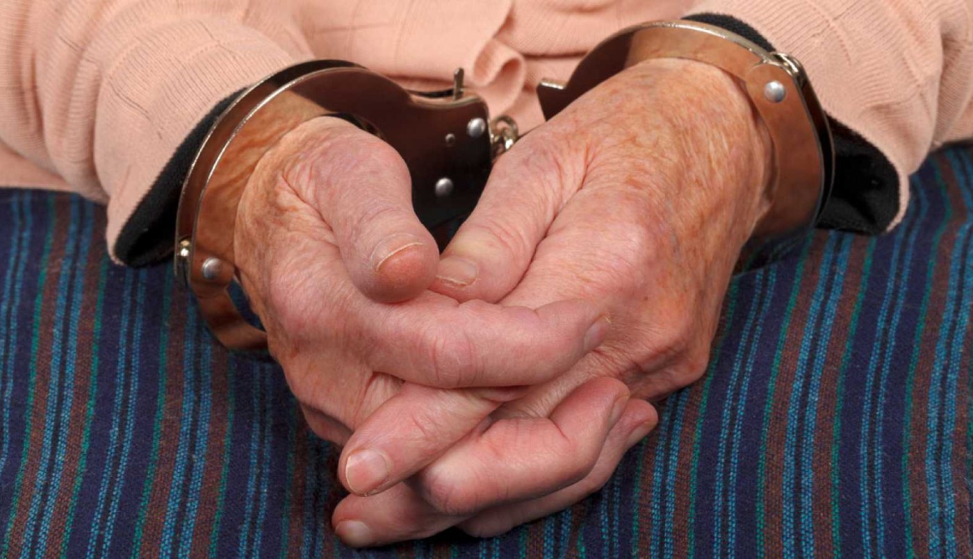 Detuvieron a una mujer que mantuvo encerrado a su hijo durante 28 años | Internacionales