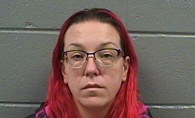 Tras 17 años, detuvieron a una mujer por matar a sus gemelos recién nacidos y tirarlos a la basura | Internacionales