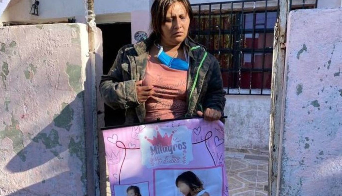 Habló la madre de la chica violada en manada por 10 hombres: "Pensé que se moría en mis brazos" | Actualidad