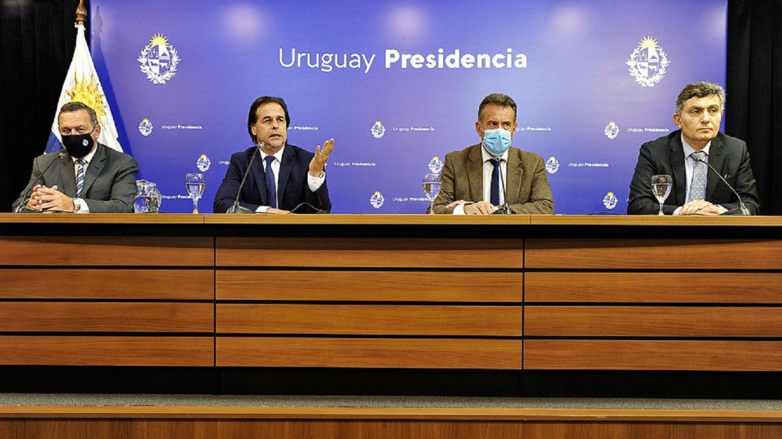 Uruguay cierra sus fronteras por el avance del coronavirus | Internacionales
