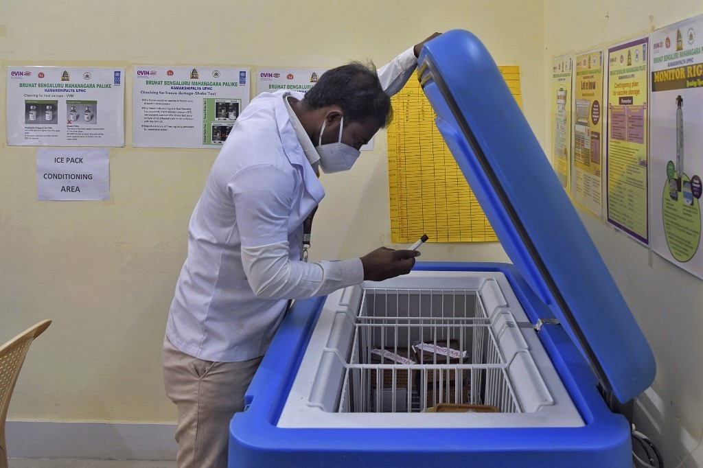 Brasil anuncia la llegada de 2 millones de dosis de la vacuna de AstraZeneca/Oxford, fabricadas en India | Internacionales