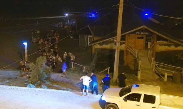 Fiesta clandestina en Claromecó: clausuraron un parador y secuestraron equipos | Actualidad