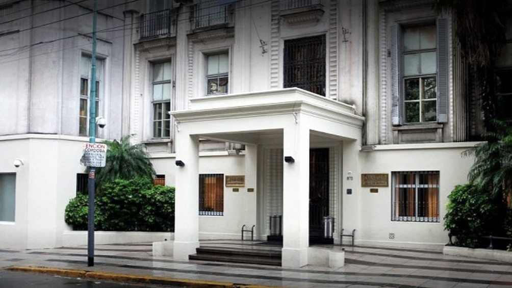 Denuncian al juez que autorizó el uso de dióxido de cloro en el caso del hombre con coronavirus | Actualidad