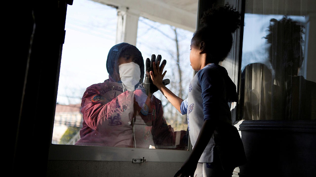 Se multiplican las restricciones para detener los contagios en el mundo pese a las vacunas | Internacionales