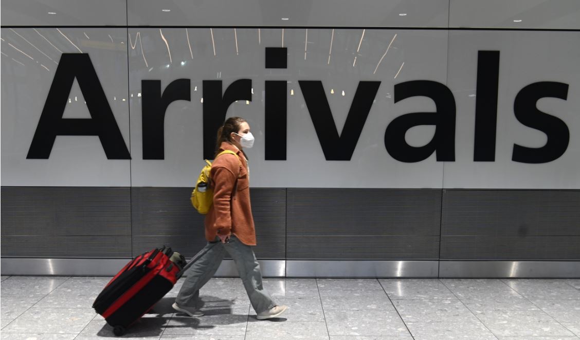 El Reino Unido impone tests negativos y cuarentenas a todos los países del mundo | Internacionales