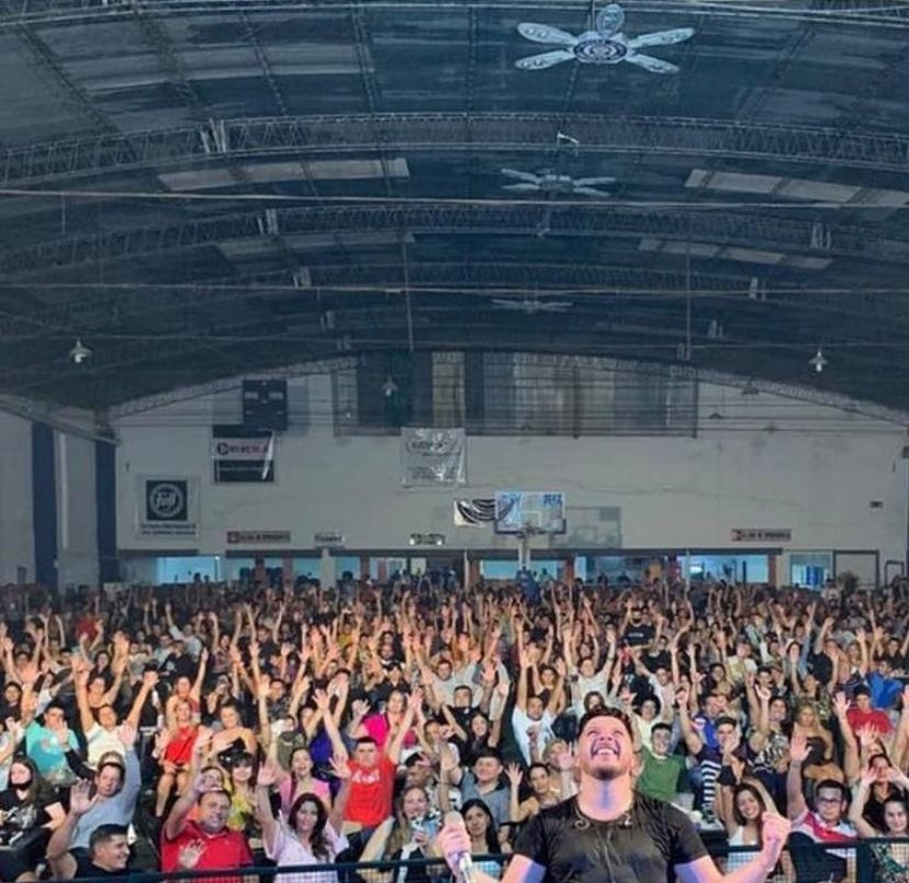 Damián Córdoba: show polémico y multa de $150.000 | Córdoba