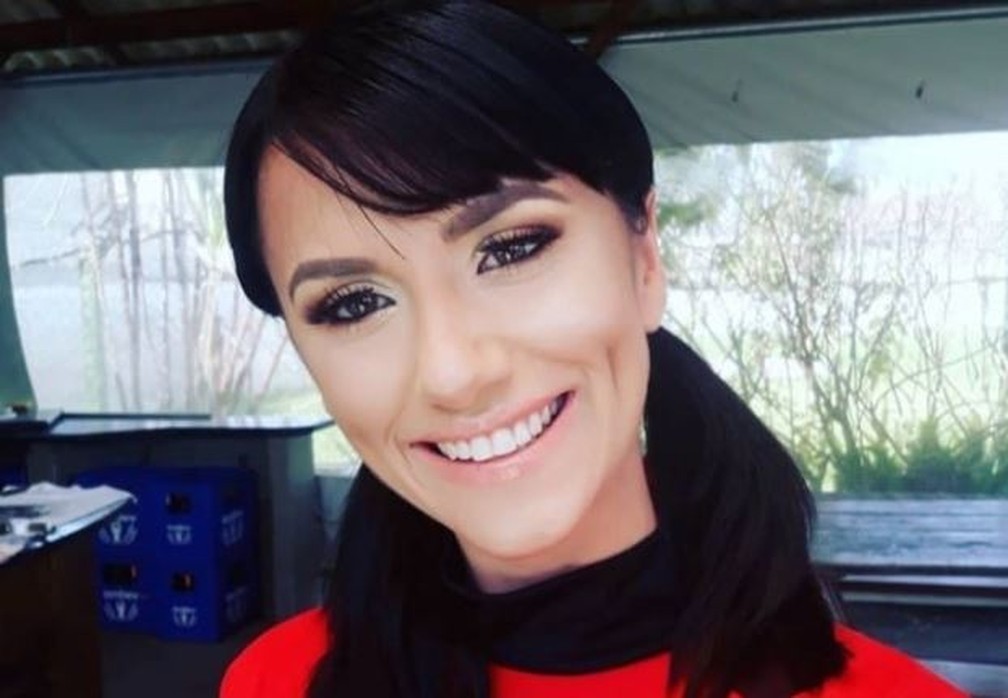 Cayó al mar cuando se sacaba selfies, la rescataron y murió poco después | Internacionales