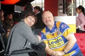 Una pareja murió de coronavirus en menos de dos semanas: su hijo se culpa por llevar el virus a la casa | Internacionales