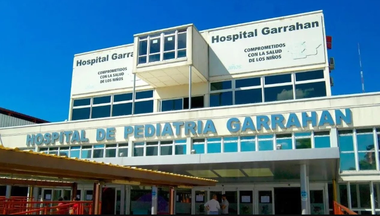 Una nena fue baleada en el pecho durante una "guerra" narco y lucha por su vida | Actualidad