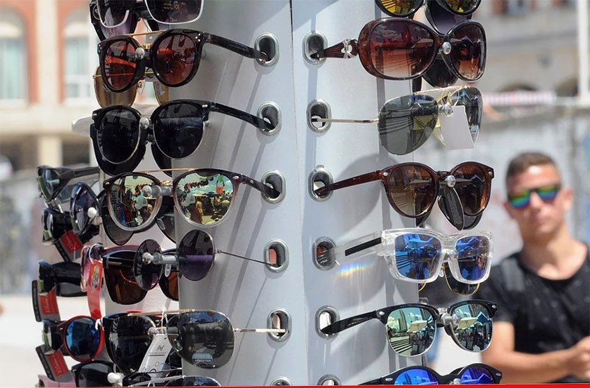 Advierten que los anteojos sin filtros UV provocan daños irreversibles en la retina | Salud