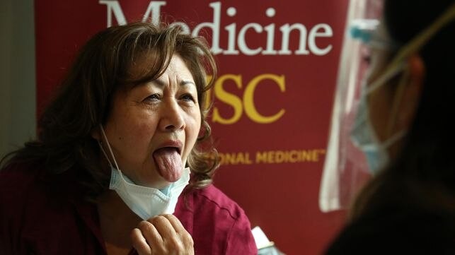 La “lengua covid”, el nuevo síntoma del coronavirus | Internacionales