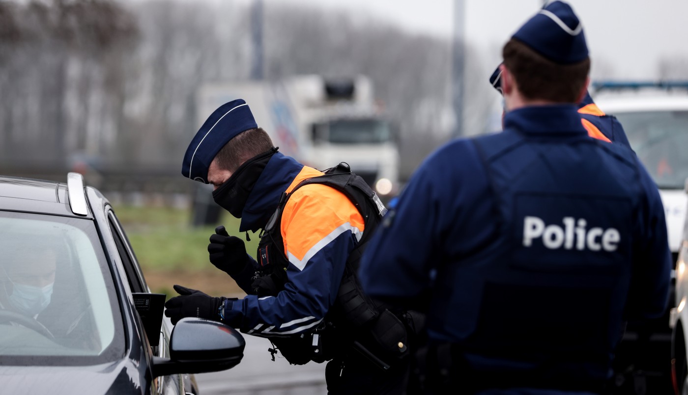 Francia no descarta un nuevo confinamiento estricto para frenar la suba de contagios de coronavirus | Internacionales