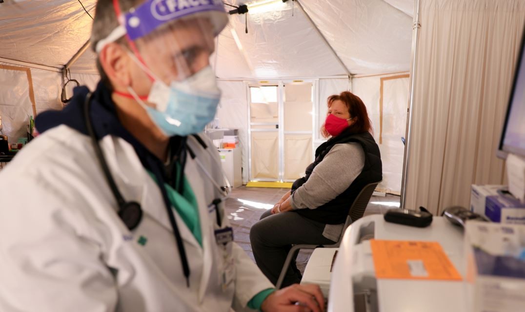 Detectaron en Estados Unidos los primeros casos de la cepa sudafricana de coronavirus | Internacionales