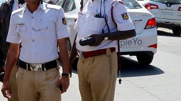 Decapitó a su hija de 18 años y se entregó a la policía con la cabeza | Internacionales