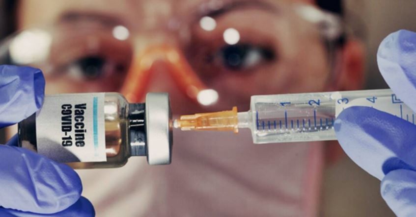 Austria suspendió la vacunación con un lote de AstraZeneca tras la muerte de una mujer y la enfermedad de otra | Internacionales