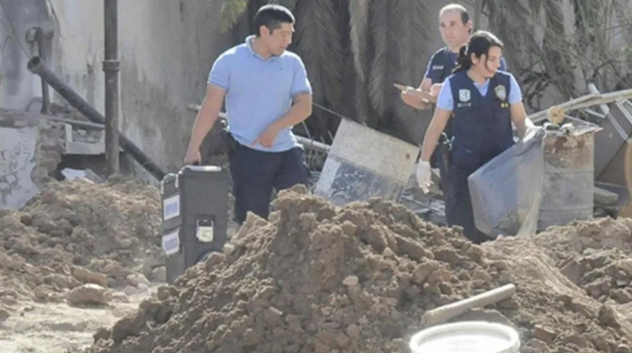 Encuentran una pierna enterrada en una caja dentro de un templo evangélico | Actualidad