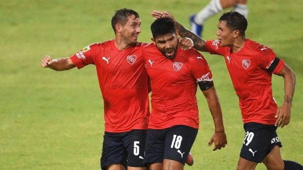 Independiente aplastó a Sarmiento de Junín y es líder junto a Vélez | Deportes