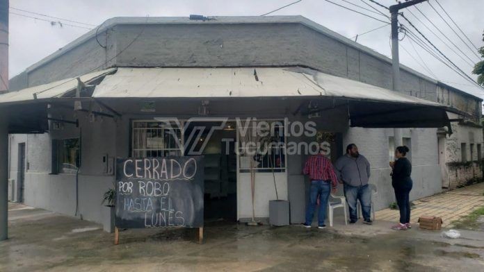 Un comerciante colgó el cartelito en su negocio: "Cerrado por robo" | Actualidad