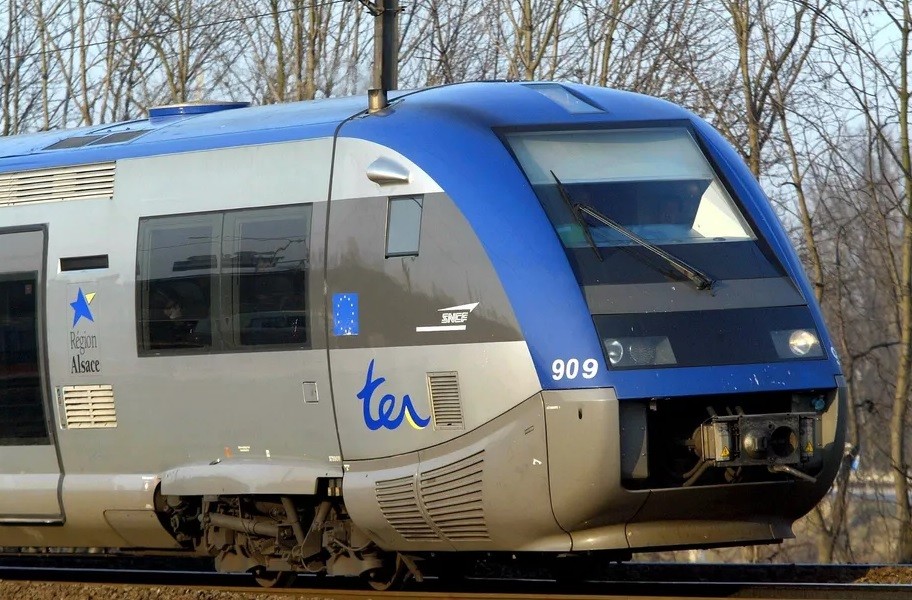 Insólito, cuatro adolescentes quisieron robar una locomotora para volver a casa en Francia | Internacionales