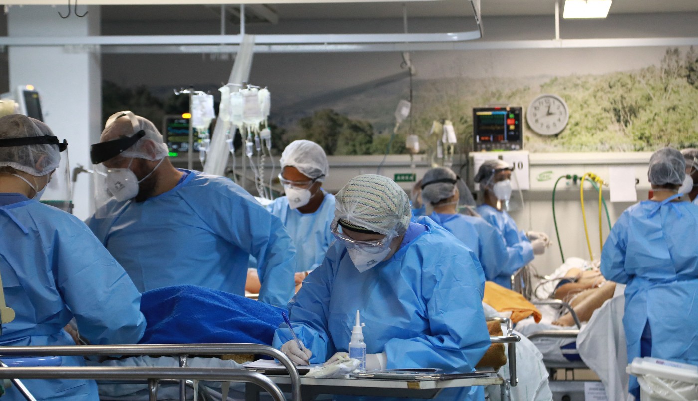 Brasil superó por primera vez los 100.000 contagios diarios por coronavirus | Internacionales