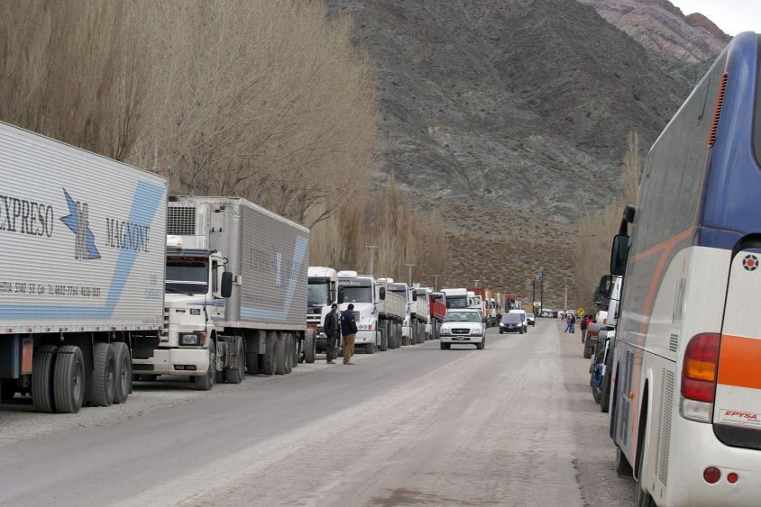 China quiere construir los dos nuevos pasos internacionales que atravesarán la cordillera | Internacionales