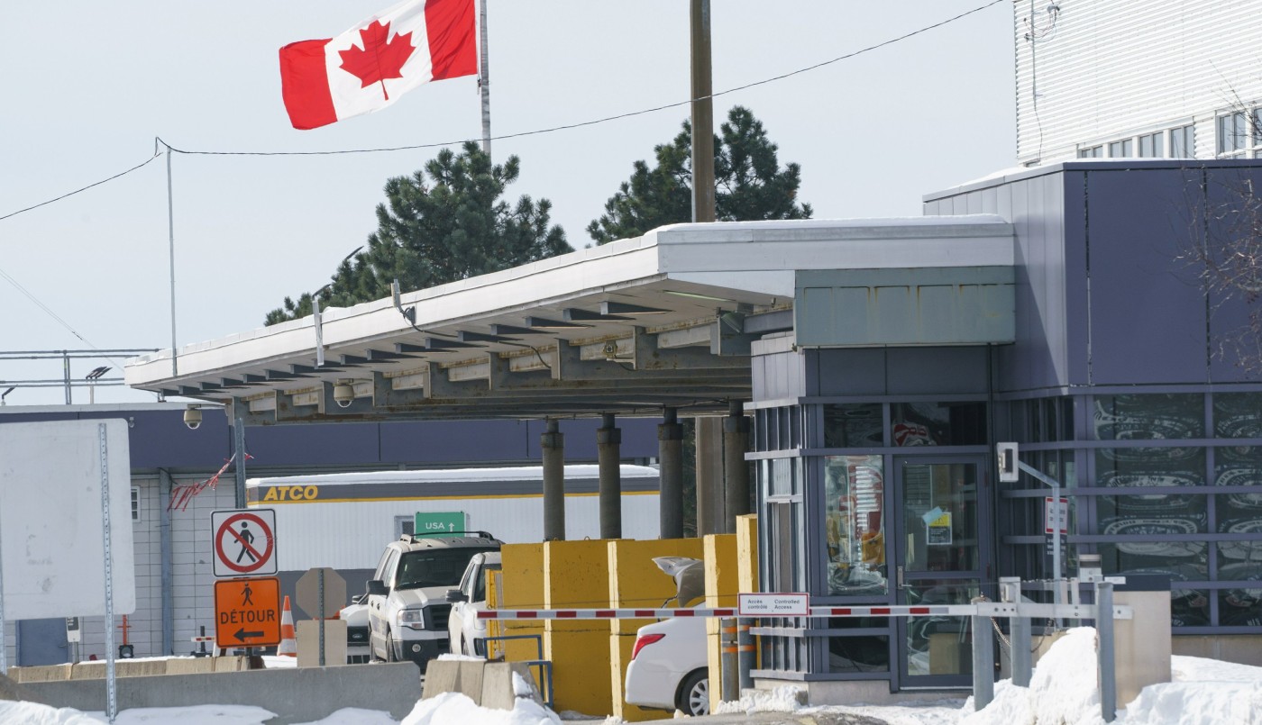 Entran en cuarentena por coronavirus tres ciudades de Canadá | Internacionales