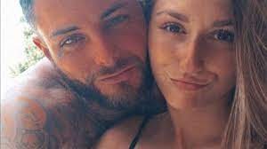 Ordenan detener al exnovio de Pilar Riesco, la joven muerta al caer de un balcón | Actualidad