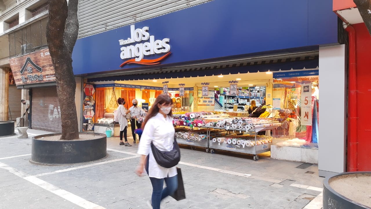 Banda de “escaladores” intentó robar Tienda Los Angeles | Córdoba