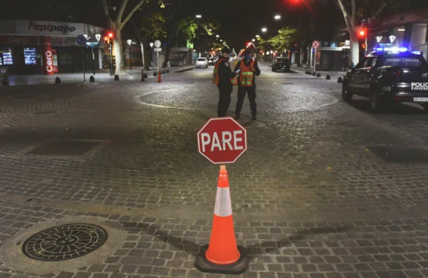 El Gobierno evalúa restringir la circulación nocturna | Actualidad