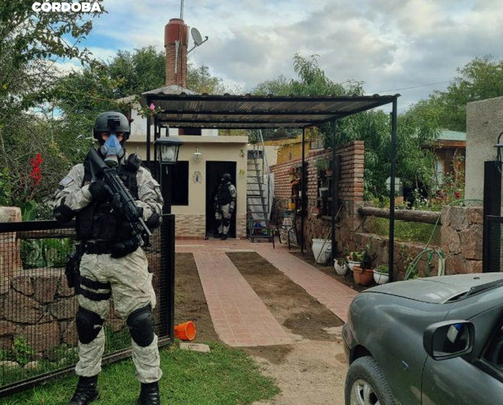 Operativo por narcomenudeo: 3 detenidos y 900 dosis secuestradas | Córdoba