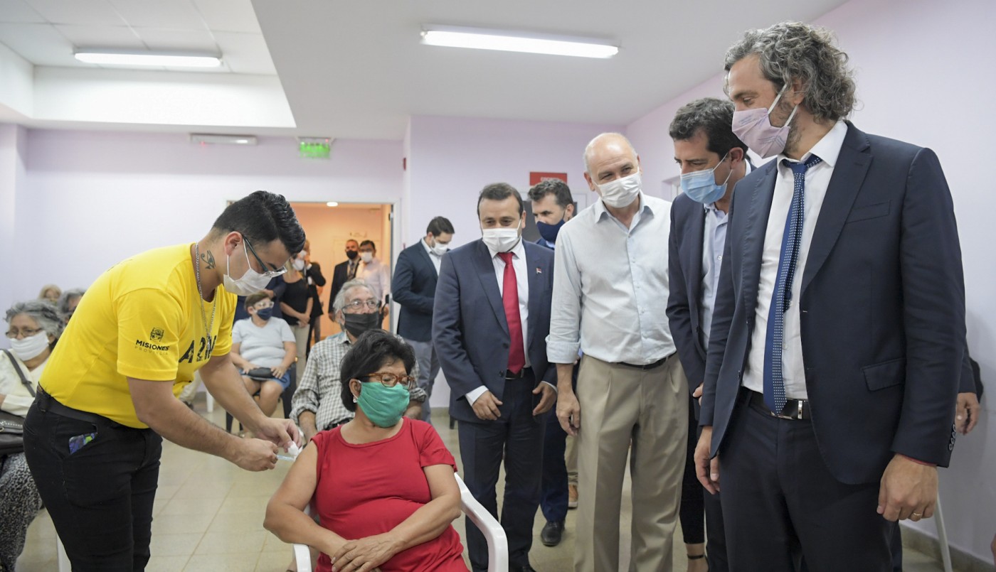 Cafiero: "Provincias, Ciudad y privados pueden comprar vacunas por su cuenta" | Actualidad