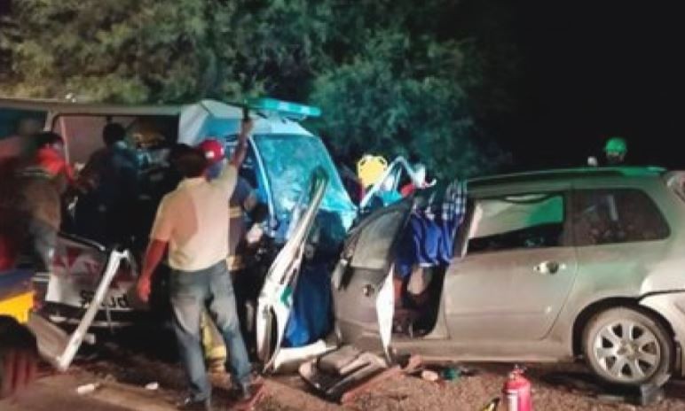 La Rioja: seis muertos por el choque entre auto y ambulancia | Actualidad