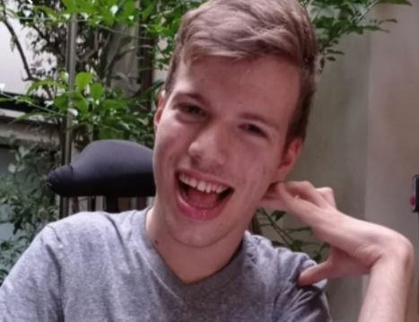 Un joven con parálisis cerebral pide disculpas del Presidente: "Las personas con discapacidad somos capaces" | Actualidad