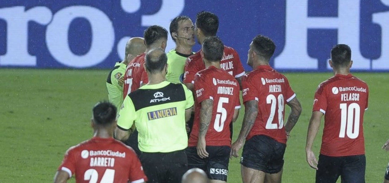 Premio tras un mal arbitraje en Racing-Independiente: designaron a Vigliano para los Juegos Olímpicos | Deportes