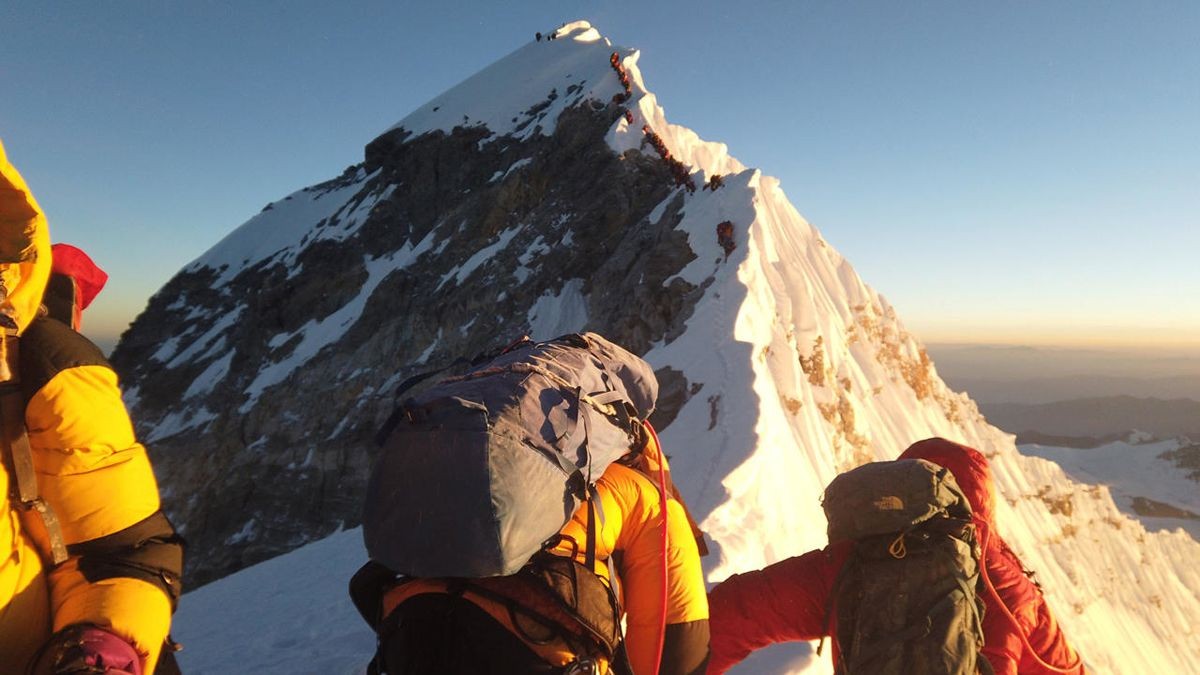 China llevará la frontera hasta la cima del Everest debido al coronavirus | Internacionales