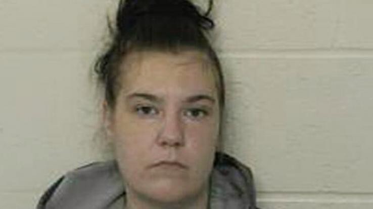 Una nena de 4 años, al borde de la muerte por infección de piojos: su mamá fue detenida | Internacionales